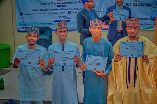 Presentation of certificate of excellence to top graduate (2024)