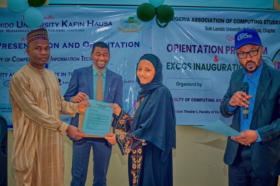 Showcasing digital marketing workshop certificates — IEEE ComSoc (2024)